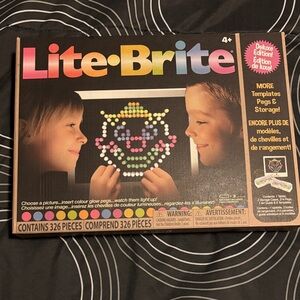 Lite-Brite Deluxe Edition